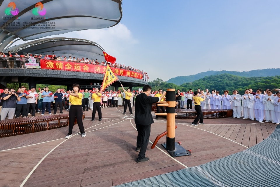 的火种和火, 团队坚持用, 就涌上来了 的火种和火, 团队坚持用, 就涌上来了